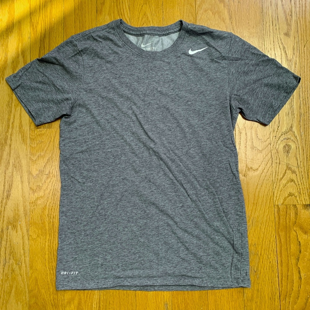 Nike DiFit Athletic Cut T-Shirt Size S